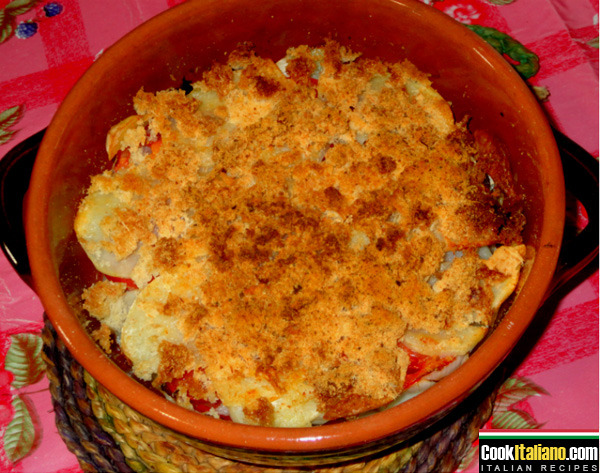 Lucanian style baked potatoes - Ricetta