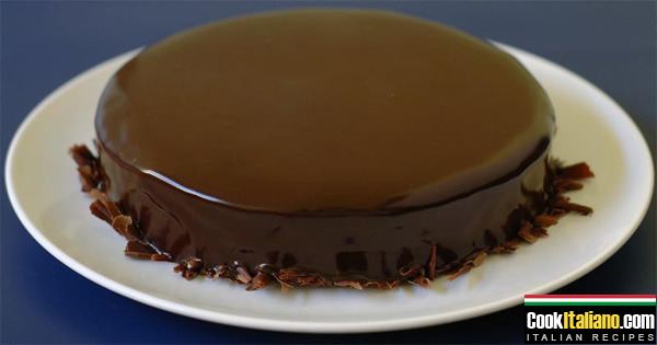 Chocolate glazed cake - Ricetta
