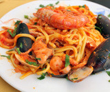 Linguine with seafood