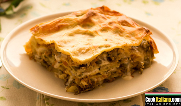 Lasagna with mushrooms and artichokes